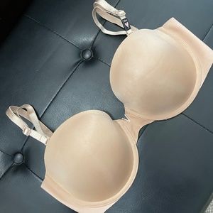 VICTORIA'S SECRET BARE Sexy Illusions Lightly-Lined Strapless Bra